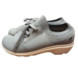 Klogs Gray Glide Slip Resistant Pull On  Wedge Sneakers Size 7.5